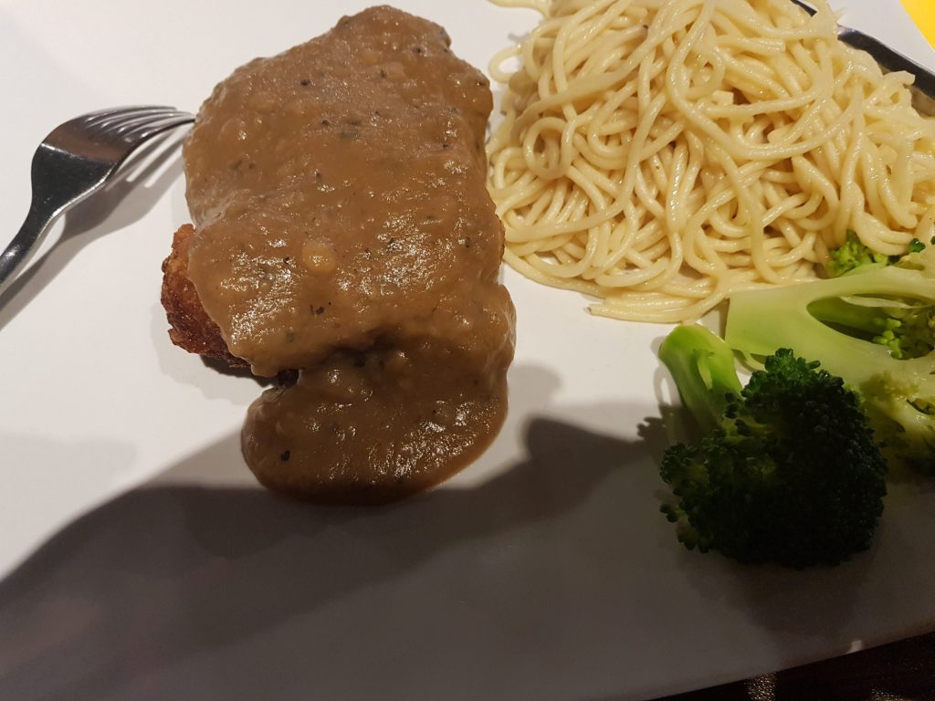 black pepper sauce chicken fillet spaghetti