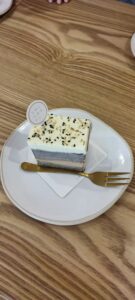 small cake place