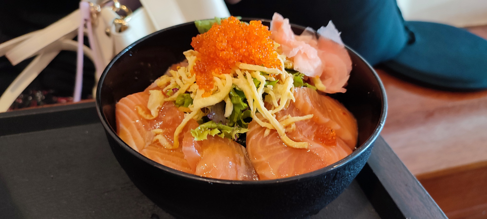 sashimi rice -$15.80