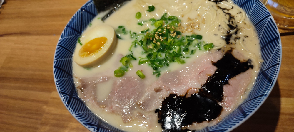 tonkotsu ramen($18.50)